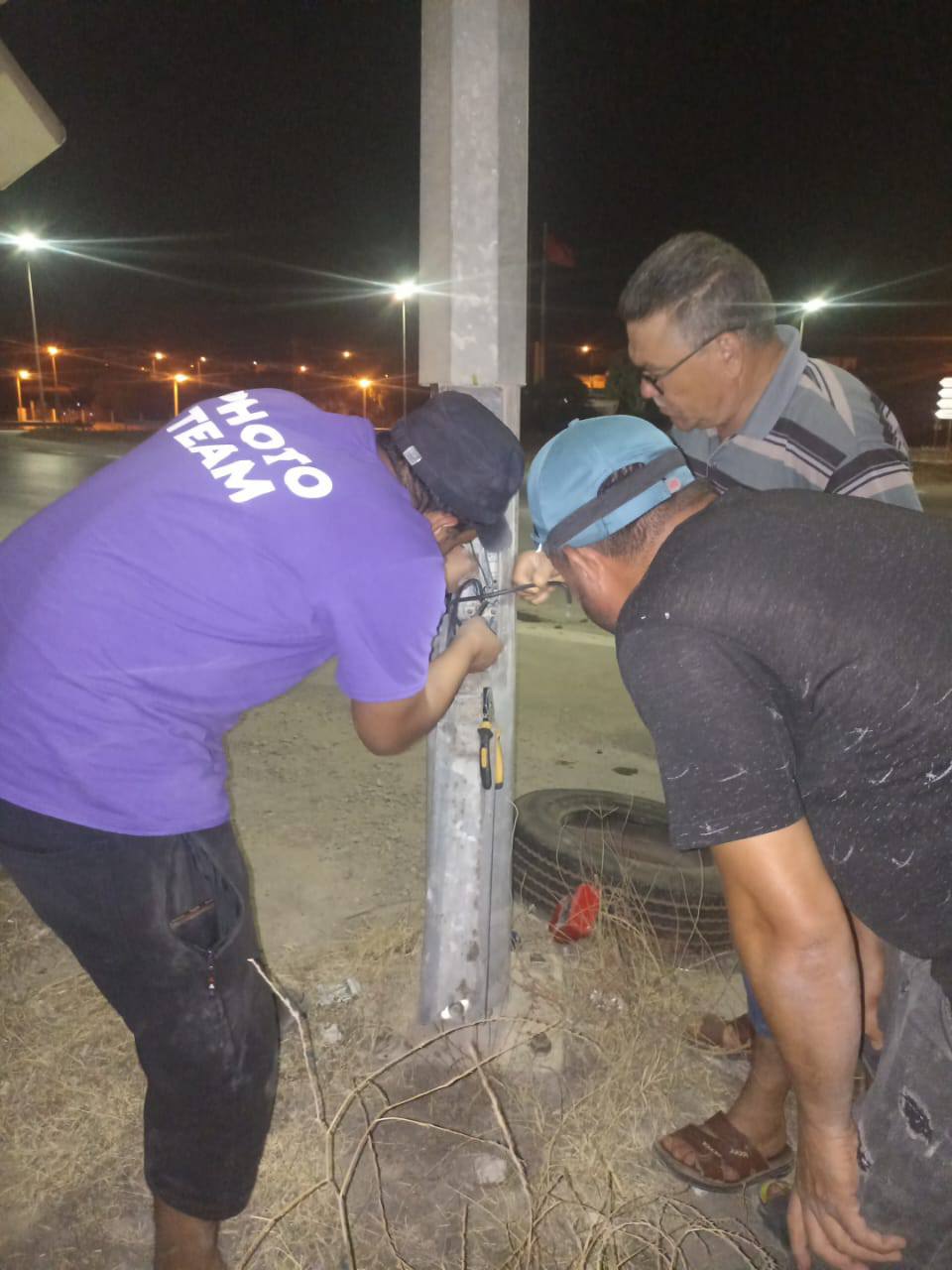 تدخل ليلي لفريق التنوير العمومي بمحول البكري – الجيان، تونس سيتي